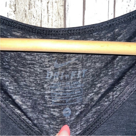 Nike Sheer Black Tee - Picture 5 of 6
